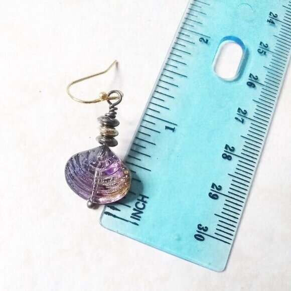 Sexy Iridescent Goth + Beachy! Clam Shells Earrings! Purple Black Glass Beads - Picture 7 of 7